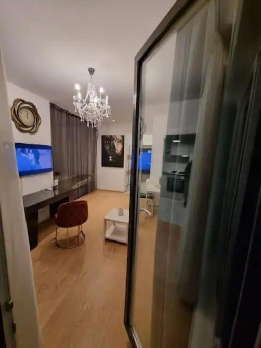 Apartamento Chic Studio Pallady Bucarest Exterior foto